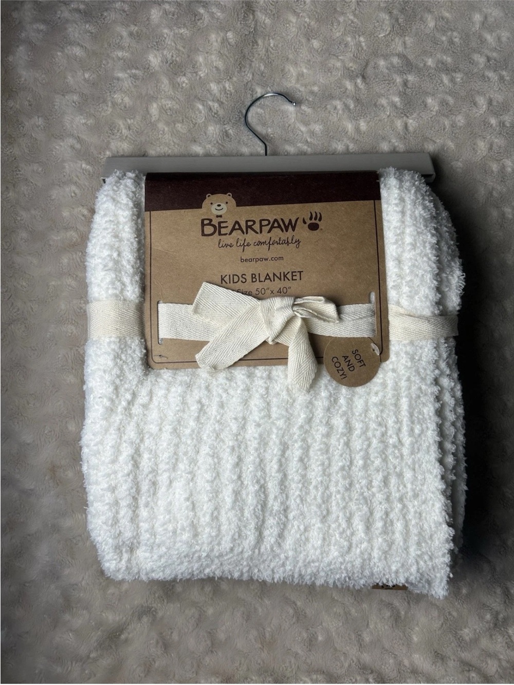 Bearpaw Kids Baby Blanket Cream Off White Chenille Soft Sweater Knit Ribbed